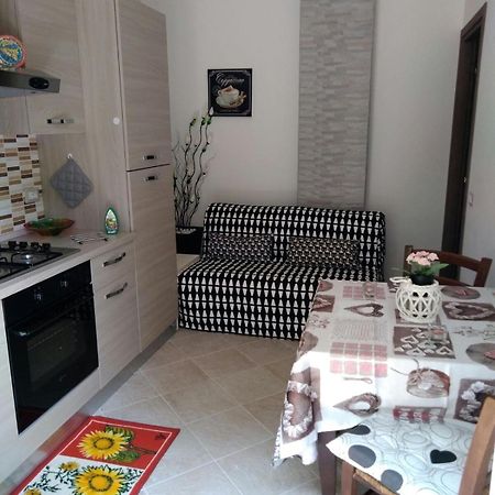 Holiday House Marlin 지아르디니낙소스 외부 사진