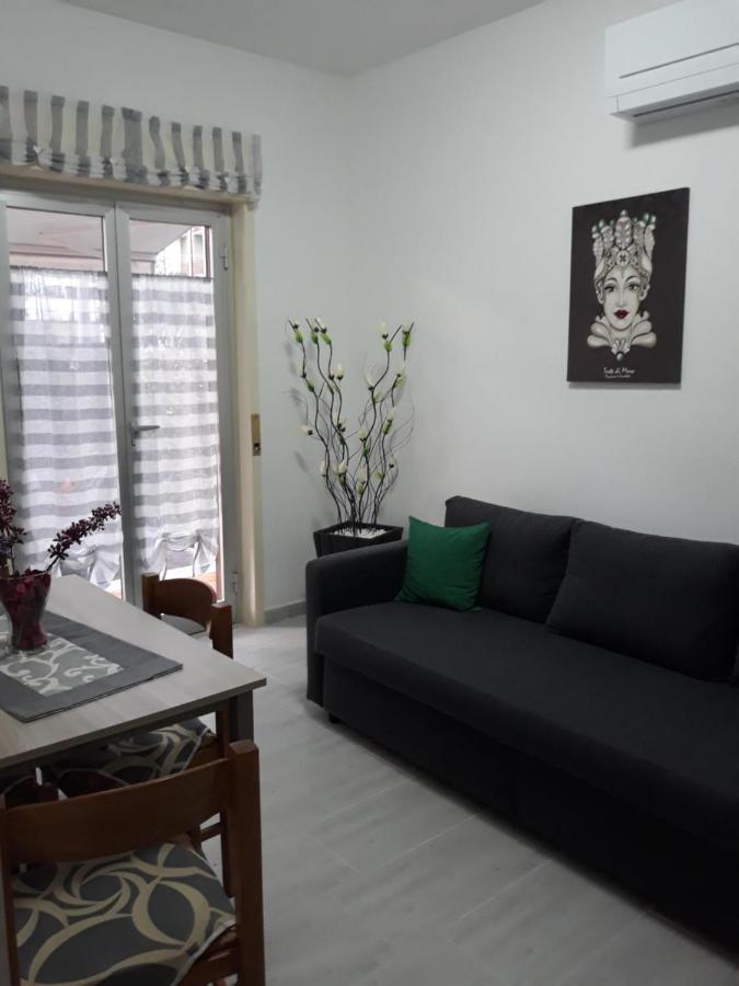 Holiday House Marlin 지아르디니낙소스 외부 사진