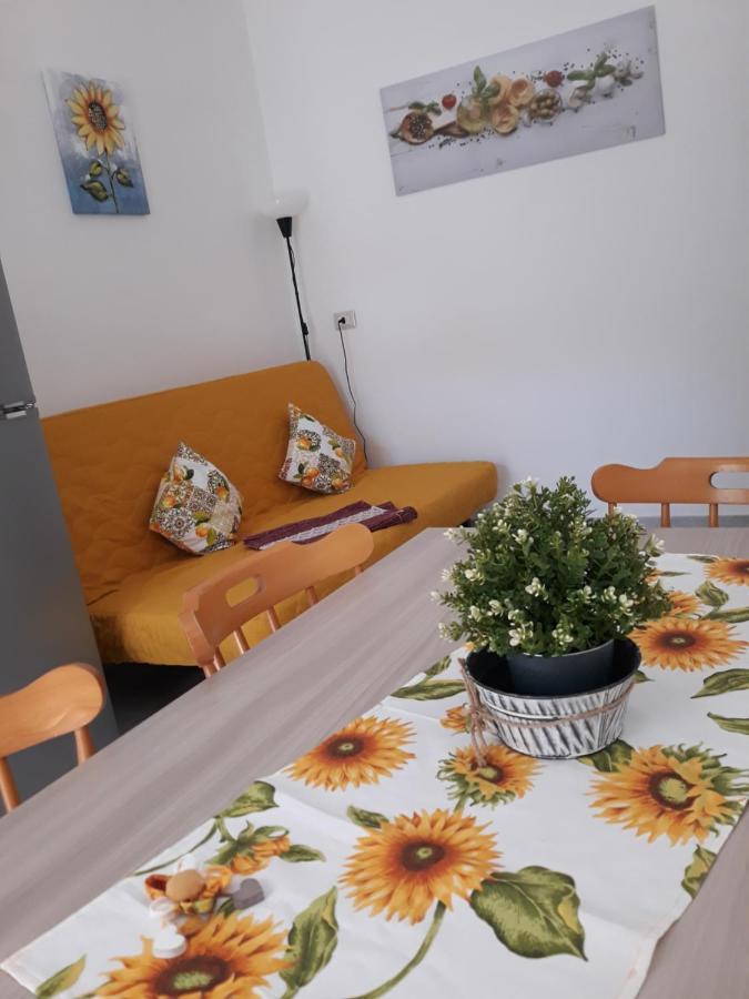 Holiday House Marlin 지아르디니낙소스 외부 사진