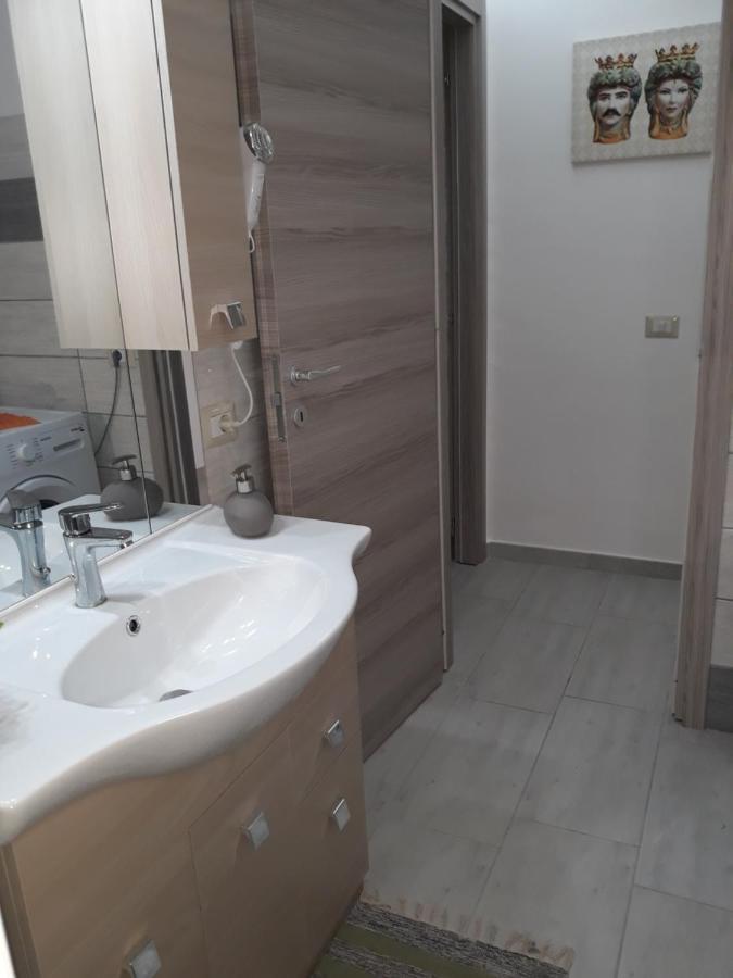 Holiday House Marlin 지아르디니낙소스 외부 사진