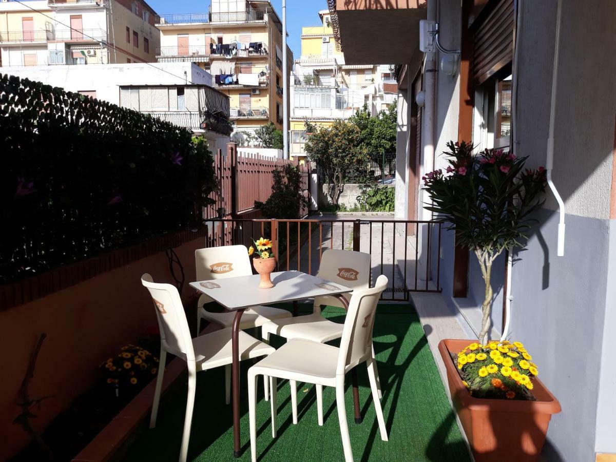 Holiday House Marlin 지아르디니낙소스 외부 사진