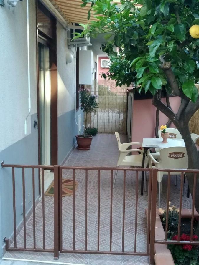 Holiday House Marlin 지아르디니낙소스 외부 사진