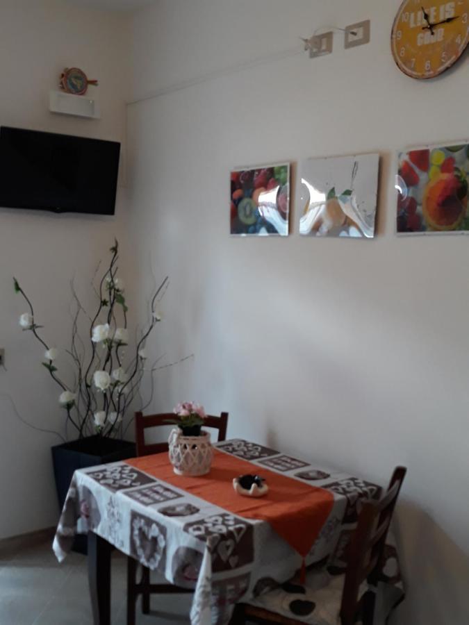 Holiday House Marlin 지아르디니낙소스 외부 사진